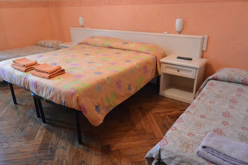 טורינו Hotel Azalea מראה חיצוני תמונה